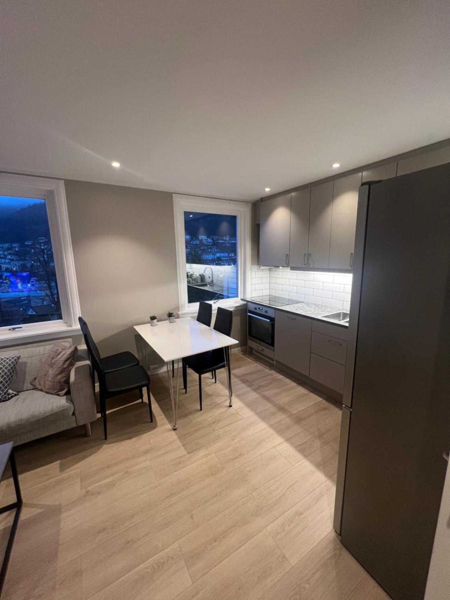 Modern Apartment With Free Parking Bergen Eksteriør bilde